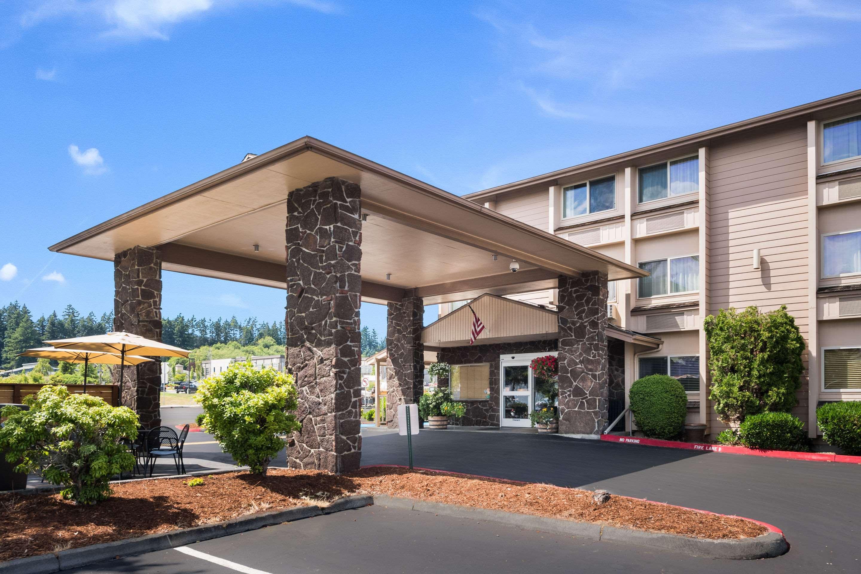 Quality Inn & Suites Silverdale Bangor-Keyport Exterior photo