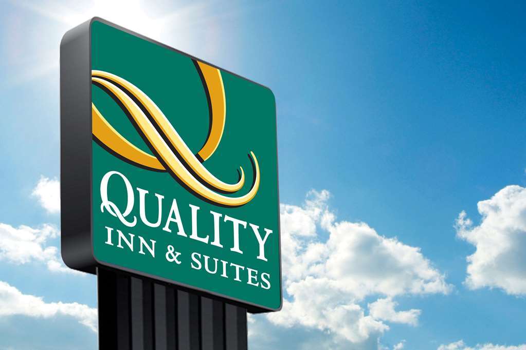 Quality Inn & Suites Silverdale Bangor-Keyport Exterior photo